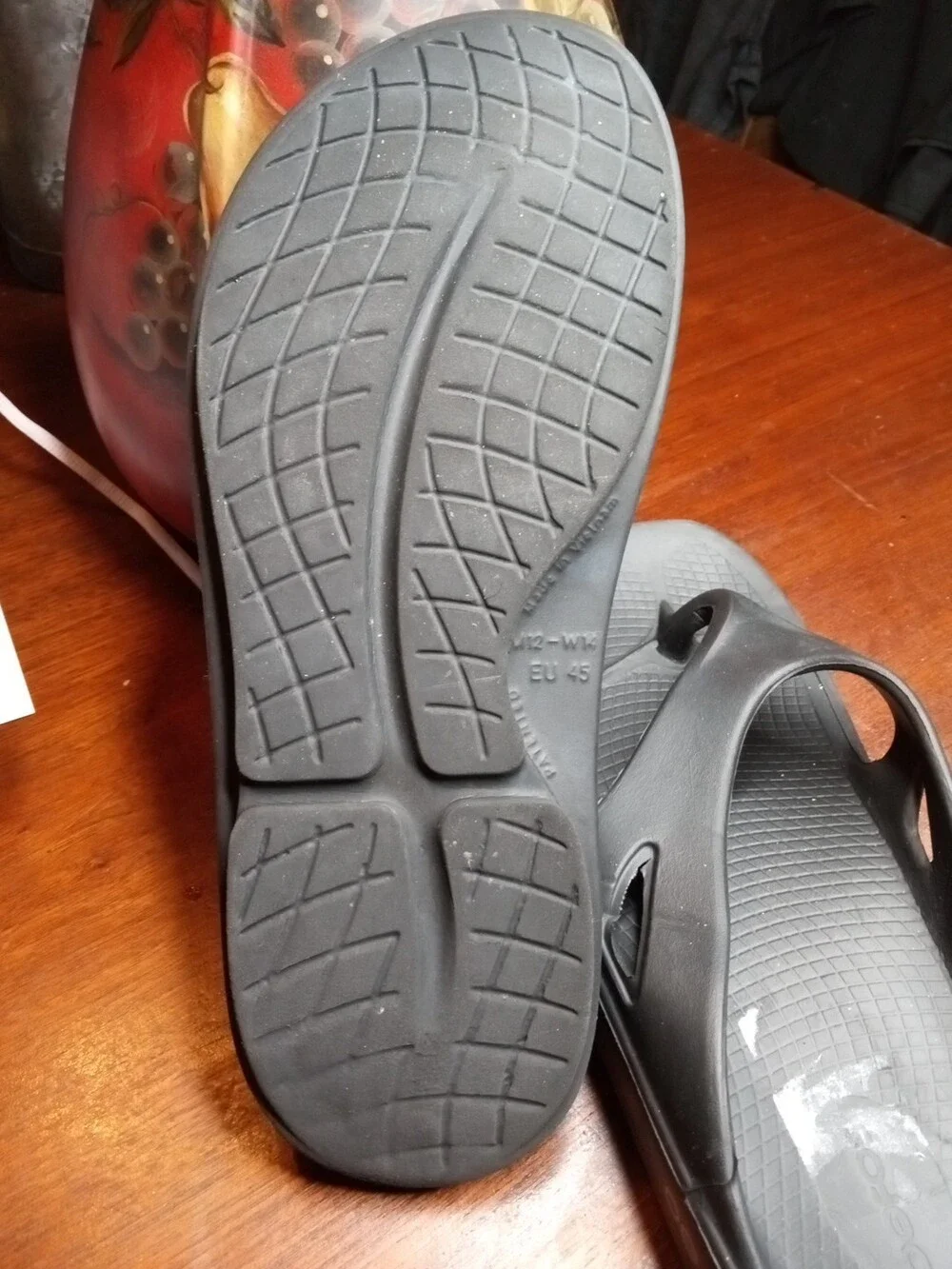 OOFOS Sport Recovery Sandals Flip Flops Comfort Black Mens Size 12 Womens 14